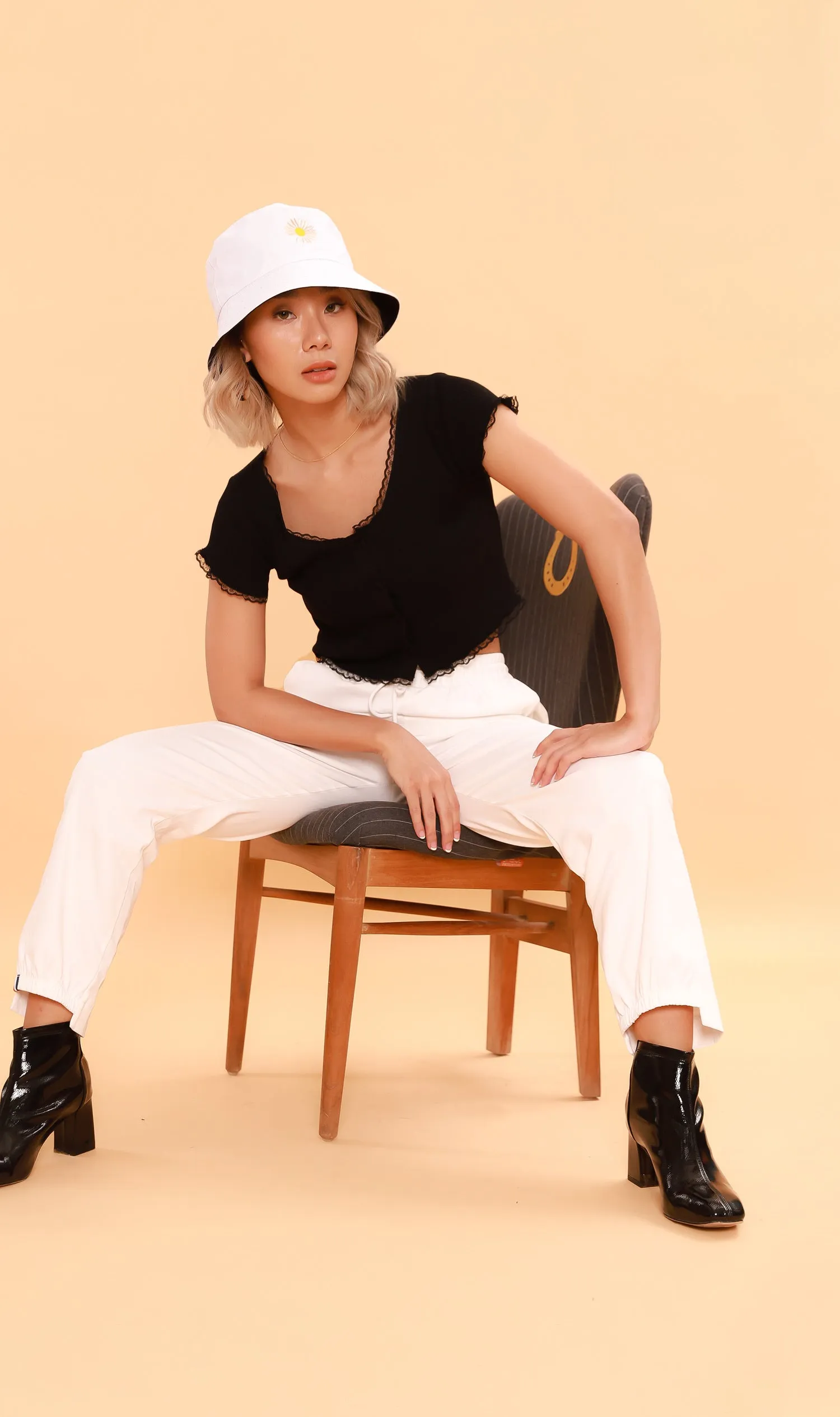 ABBY Lace-Trimmed Knit Crop Top (Black)