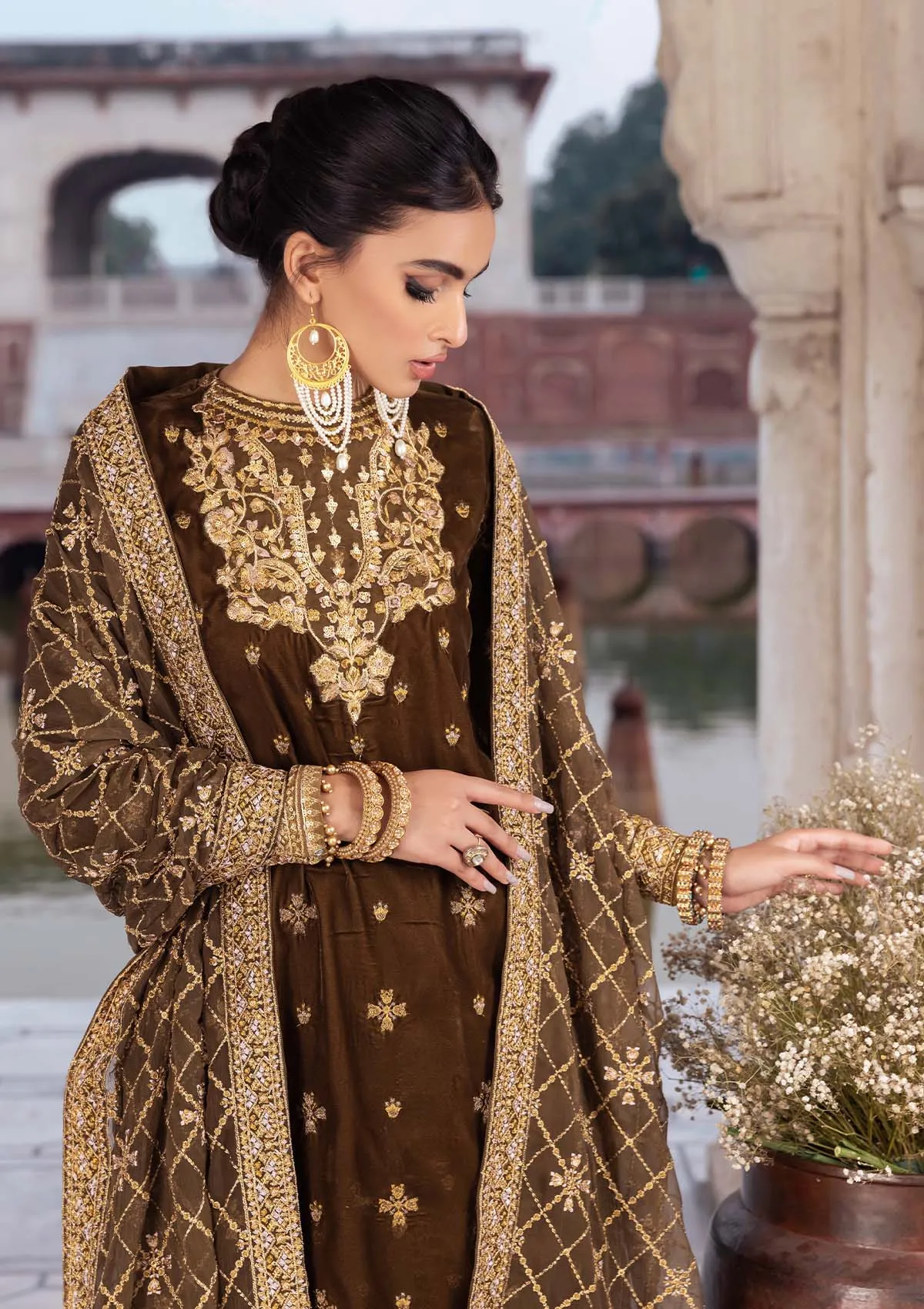 BAAGH - LOOK 10 | AIK Atelier Baagh Unstitched Velvet Winter Collection 2022 | Unstitched Embroidered Velvet Suits
