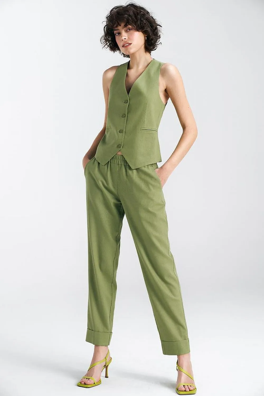 Classic Button-Up Vest Elegance