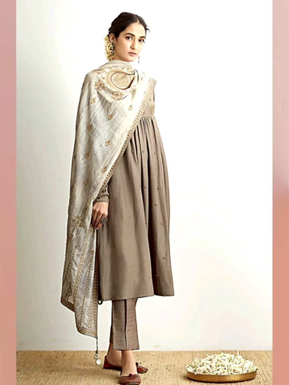 Dhruv Singh   I   kurta-pants-odhana-set-of-3-grey-calf-length-hand-embroidered-kurta-with-grey-dotted-pants-grey-and-beige-shibori-hand-embroidered-odhana