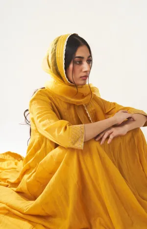 Dot   I   Kurta-Pants-And-Dupatta-4