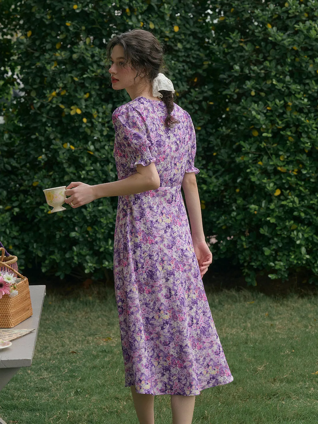 【Final Sale】Stormi Charming V-neck Lace Trimmed Floral Print Dress - Beige