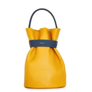 la bourse belted leather bucket bag - shady maize