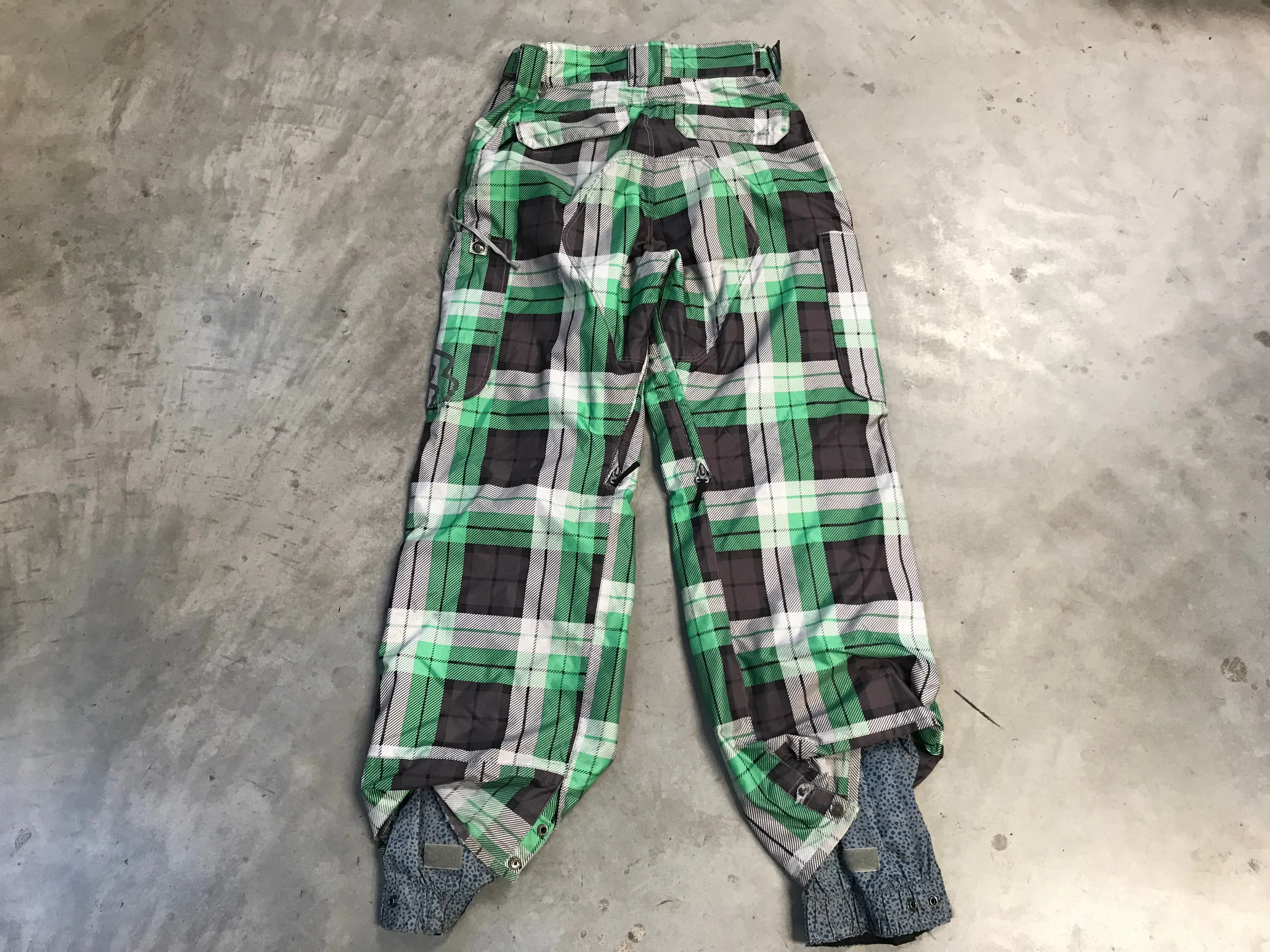 Special Blend Snow Pants Size- Medium