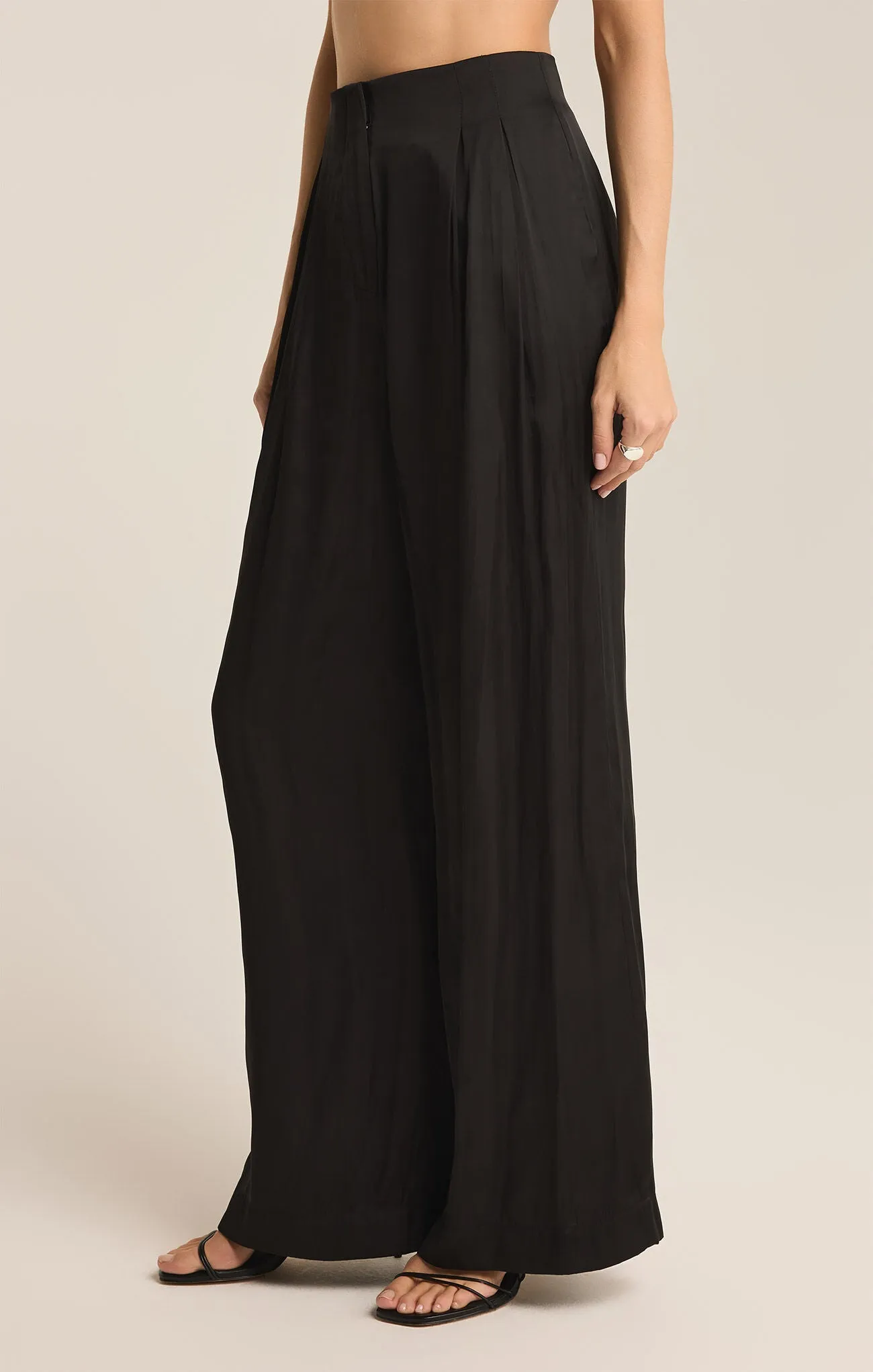 The Lisse Wide Leg Pant
