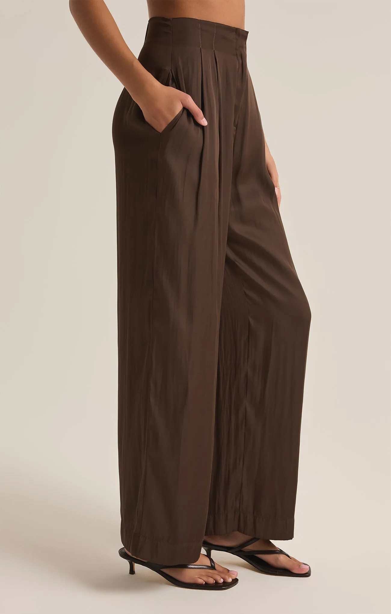The Lisse Wide Leg Pant